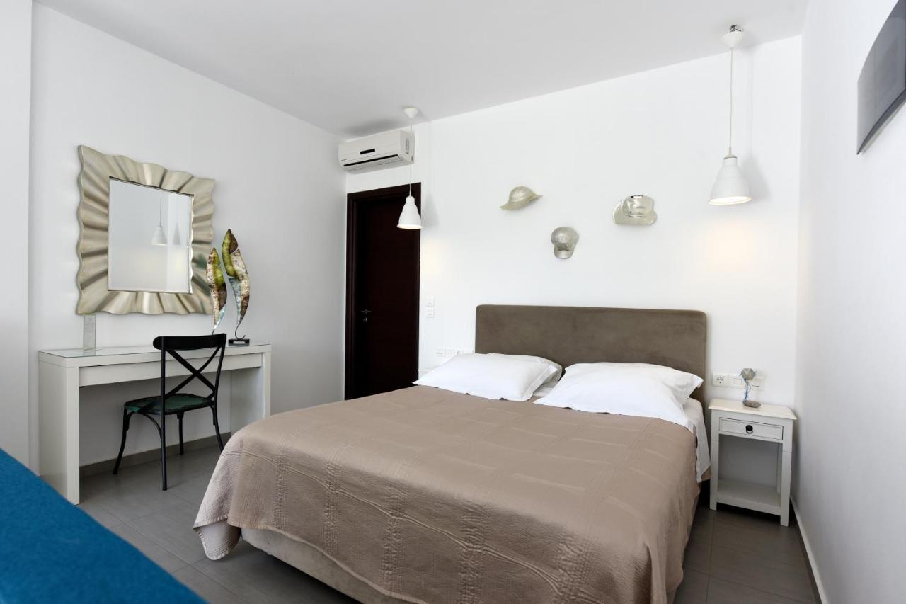 Tsakanos Home Adamantas  ภายนอก รูปภาพ