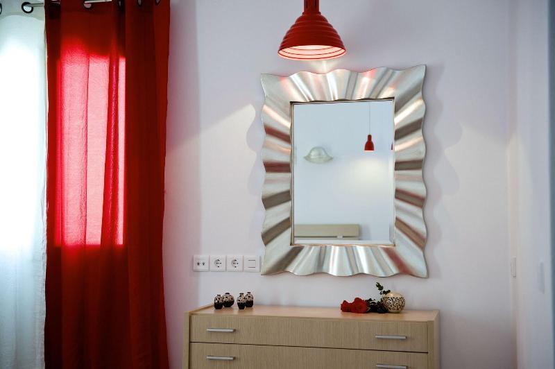 Tsakanos Home Adamantas  ภายนอก รูปภาพ